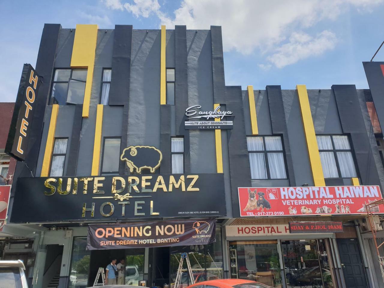 Suite Dreamz Hotel Banting Бантинг Экстерьер фото